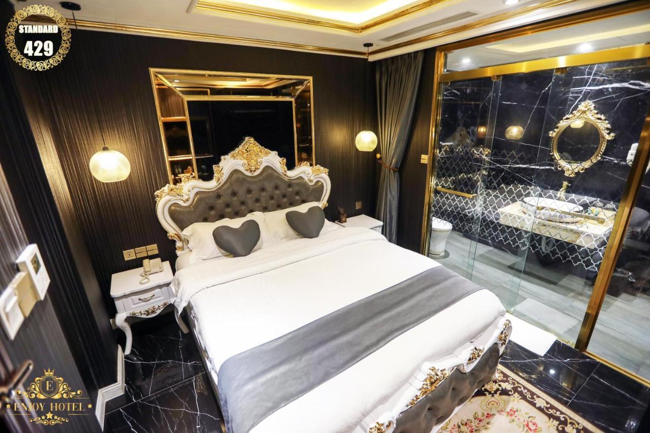 Enjoy Hotel 7 Ho Chi Minh City Bagian luar foto