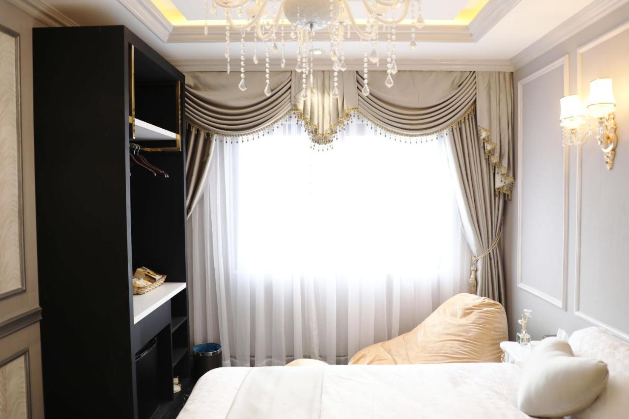 Enjoy Hotel 7 Ho Chi Minh City Bagian luar foto